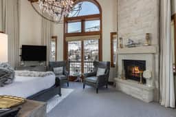 Luxury Ritz-Carlton Condo | Ski-In/Ski-Out| Views - Image 3