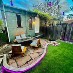 Baker St. Abode | Mins to Downtown | Walkable - Image 3