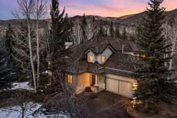 Castle Peak Retreat I Amenities + Ski Access - Image 2
