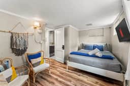 Guest Suite I 2Bd I Kitchenette I 5 star Location - Image 5