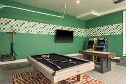 Hot Tub | Rooftop | Game Room | 5 Bathrooms! - Image 2