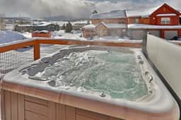 Mountain Town Home - Hot Tub, Bikes & Views! - Image 2