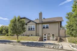 Pet Friendly I Remodeled I Near RiNo | Sleeps 6 - Image 2
