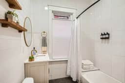 Remodeled 3bd I Baker I Broadway I Sante Fe I CBD - Image 2