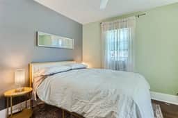 S. Broadway I DU I Artsy Bungalow I Cherry Hills - Image 5