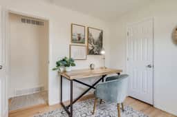 Spacious and Stylish Home | Fast Wifi | Near DT - Image 4