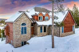 Stunning Mountain Retreat W/Views|Private Hot Tub - Image 5