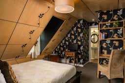 The Rooftop Room - Queen Anne Bed & Breakfast - Image 5
