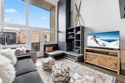 Central Vail Condo – Slopes & Shops Nearby - Image 5