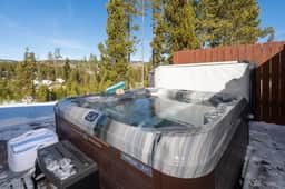 Wagon Ranch Ultimate Retreat | Hot Tub | Families - Image 4