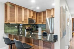 Newly Remodeled Ski in/Ski Out Condo @ The Seasons - Image 4