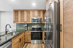 Newly Remodeled Ski in/Ski Out Condo @ The Seasons - Image 3