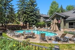 The Guilded Antler | Ski Access, Hot Tub & Pool - Image 2