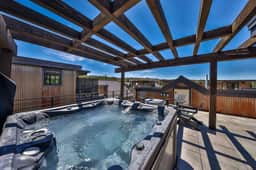 Ramble Retreat I Downtown Winter Park w/Hot Tub - Image 2