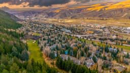 EagleVail Alpine Retreat | Pool, Golf & Pickleball - Image 4