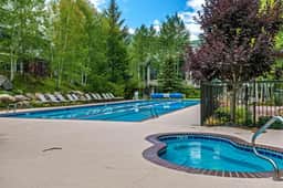 Ski-in/ski-out Beaver Creek with Hot Tub & Pool - Image 2