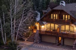 Eagle-Vail Chalet | Hot Tub & Amenities - Image 3