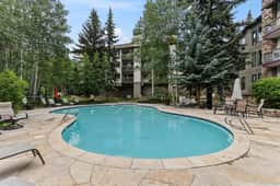 Beaver Creek Ski In/Ski Out | Hot Tub | Walkable - Image 2