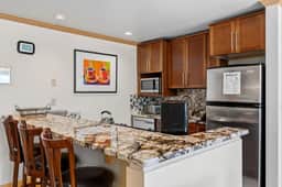 Vail Condo with Hotel Amenities I Walk to Shuttle - Image 3