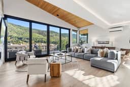Luxe West Vail Retreat W/Hot Tub, 8 Mins to Resort - Image 5