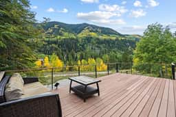 East Vail retreat w/ Hot Tub, Grill & Fenced Patio - Image 2