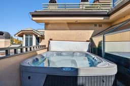 Beaver Creek Lodge | Pool, Hot Tub, Sauna & Gym - Image 2