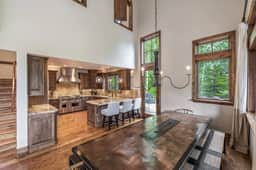 Spacious Vail Escape | Hot Tub, Patio & Bunk Rooms - Image 4