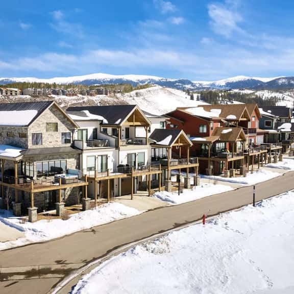 Mountain Escape With Hot Tub & Fire Pit - Image 1