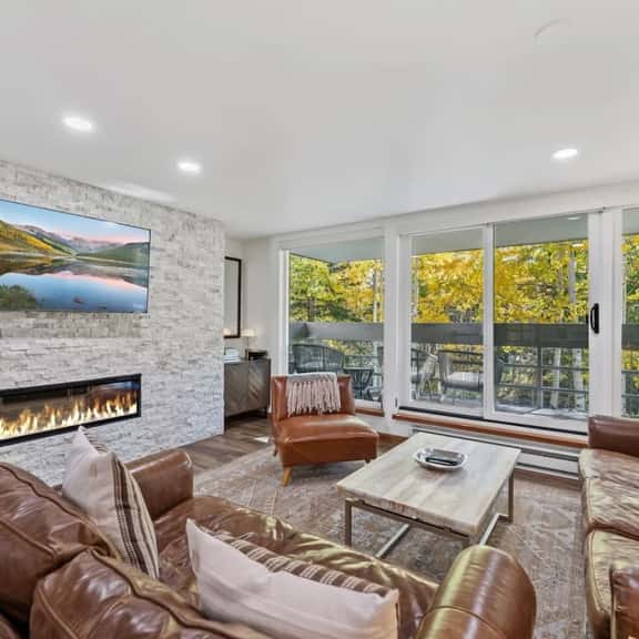 Alpine Retreat | Gym, Pool, Hot Tubs & Sauna - Image 1