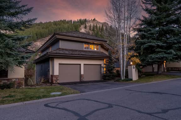 Spectacular views | Private Hot Tub | Sleeps 16 - Image 4