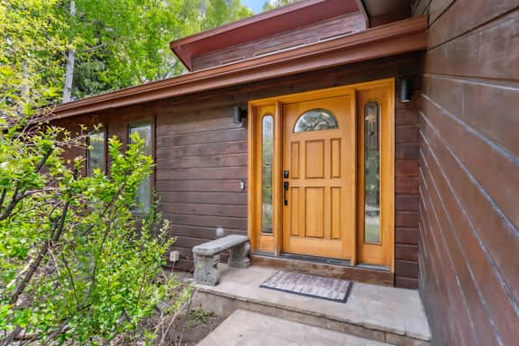 EagleVail Alpine Escape | Riverside Luxe W/ Spa - Image 5