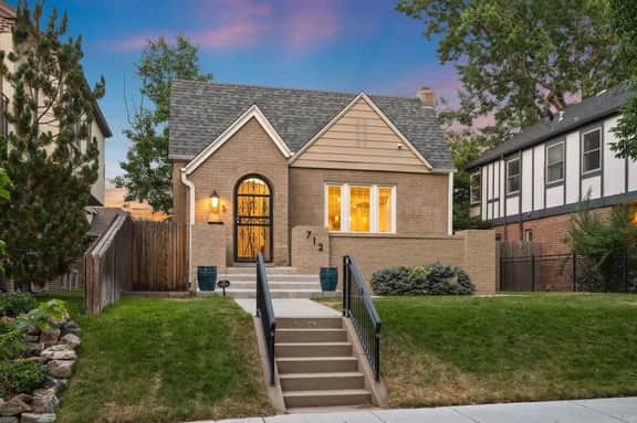 DU I Cherry Creek Bungalow I Sleeps 4 - Image 2