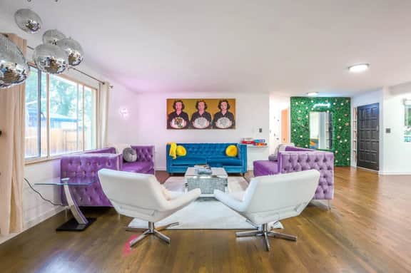 Groovy Getaway | 4 KING Beds | Hot Tub - Image 4
