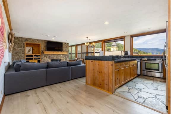Lionshead Village 3-bd Condo, Walk To Vail Gondola - Image 5