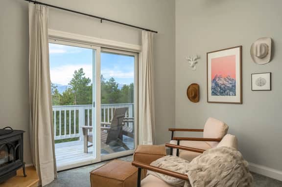 Luxe 4BR Mtn Retreat-Stunning Views-Ski/Hike - Image 3