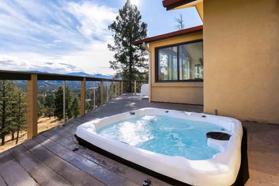Luxury Mountain Getaway w/ Hot Tub & Deck - Image 2