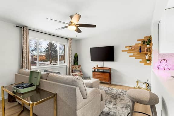 Modern Family Friendly Escape|Central|5-Bedroom - Image 2