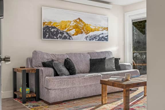New | Prime Location | Skier's Paradise - Image 5