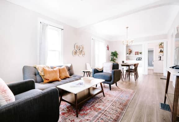 Olde Town Ambler | A Distinctive Walkable Retreat - Image 2