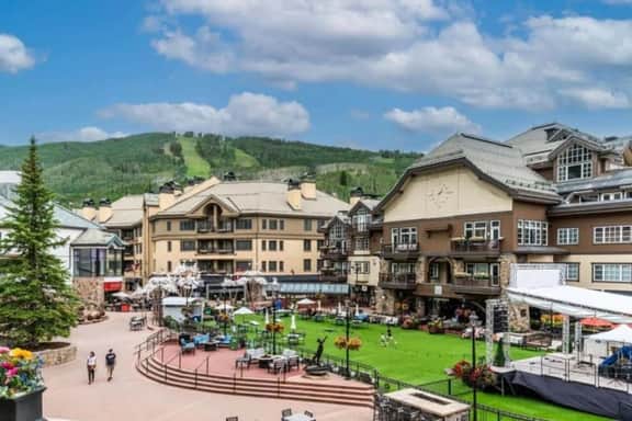Park Plaza Condo W/Resort Amenities - Image 4