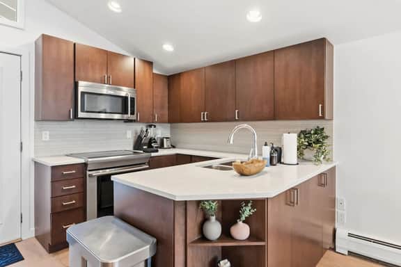 Remodeled 2BR Condo | Walk to Lionshead Village - Image 3