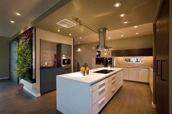 Skyline House | Eco Efficient Luxury Home - Image 3