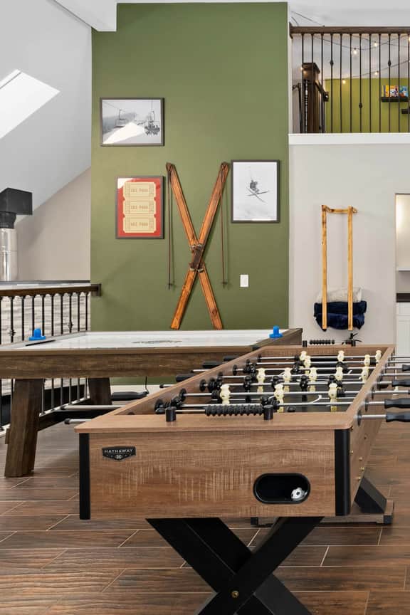 The Beaver Den | Penthouse W/Game Room | 7min To Beaver Creek - Image 2