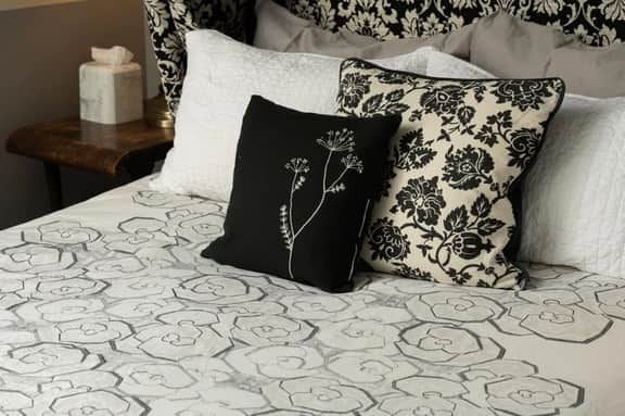 The Columbine Room - Queen Anne Bed & Breakfast - Image 3