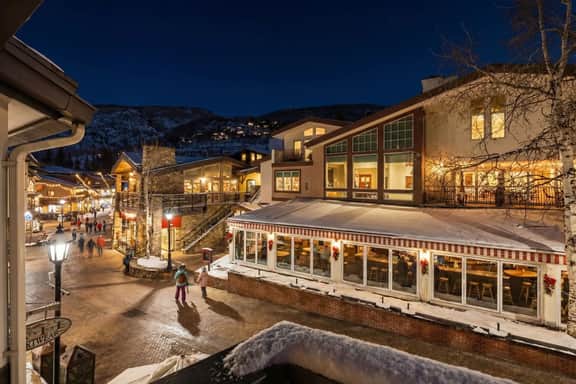 Vail Village Base I Walk to Gondola + Shops I Hot Tub - Image 4
