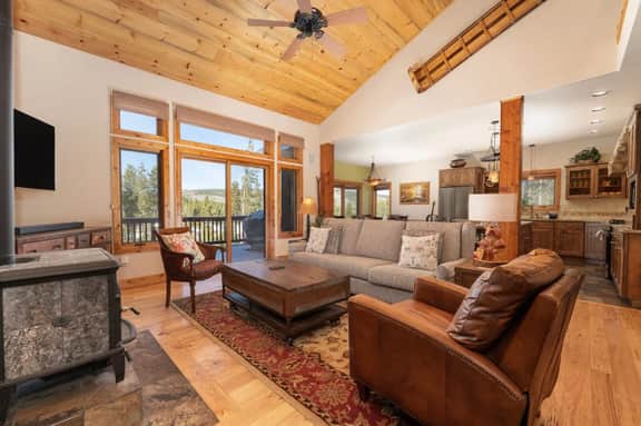 Wagon Ranch Ultimate Retreat | Hot Tub | Families - Image 3