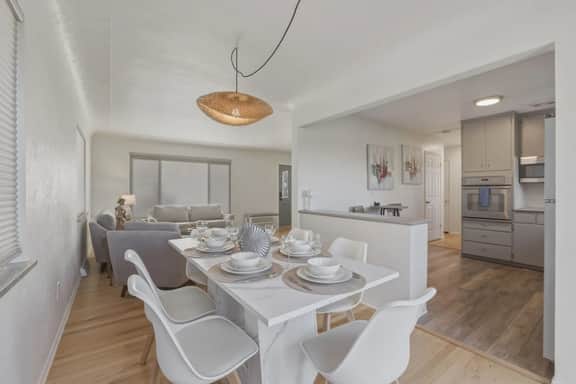 Bright Family Retreat W/Infrared Sauna + Game Room - Image 2