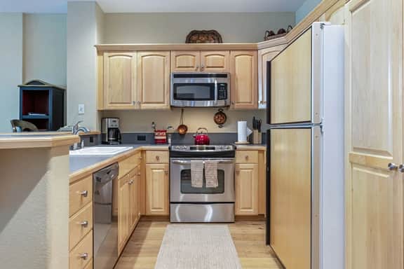 Beaver Creek Village Condo with Pool + Hot Tubs - Image 5