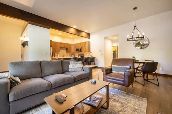 Newly Renovated EagleVail Condo | Walk to shuttle - Image 5