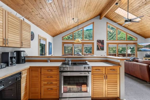 Expansive Views w/AC | Mins to Vail + BeaverCreek - Image 2